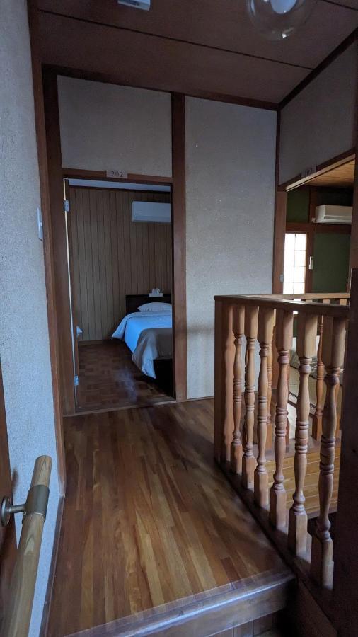 Kix House Waraku III 和楽三号館 Izumisano Exterior foto
