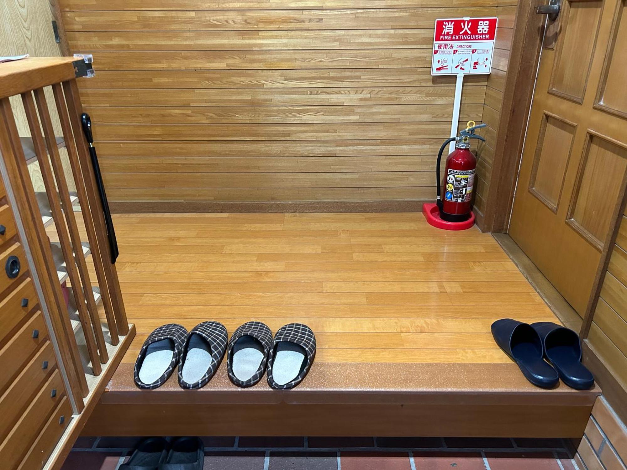 Kix House Waraku III 和楽三号館 Izumisano Exterior foto