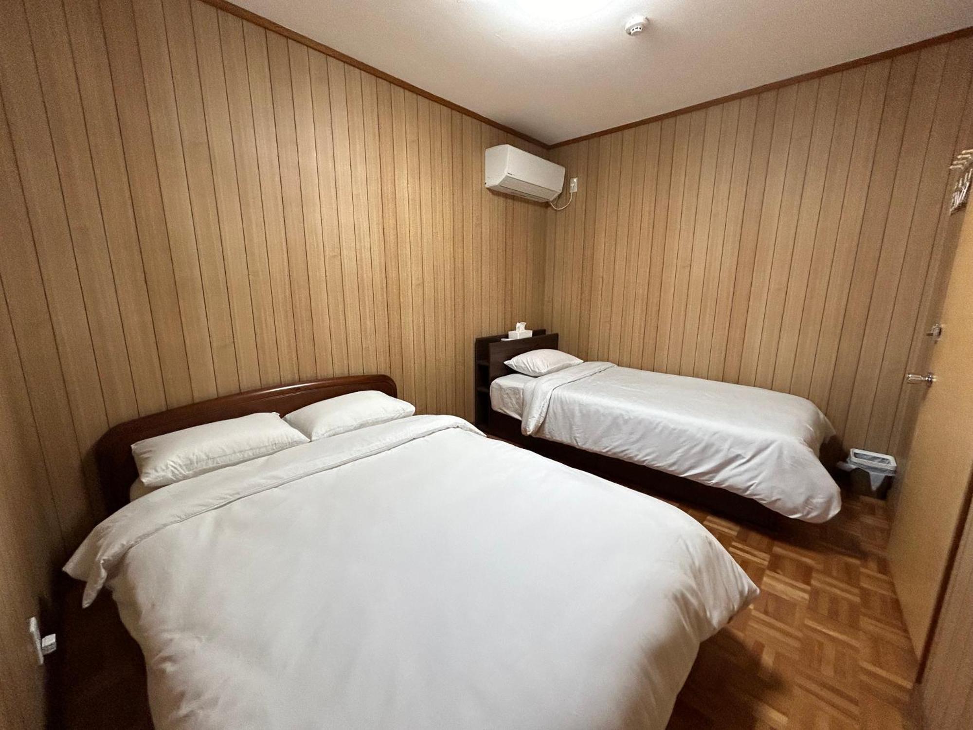 Kix House Waraku III 和楽三号館 Izumisano Exterior foto
